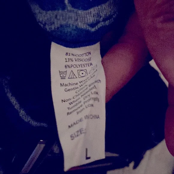 2Beautiful lightning print on black jeans - Picture 9 of 9